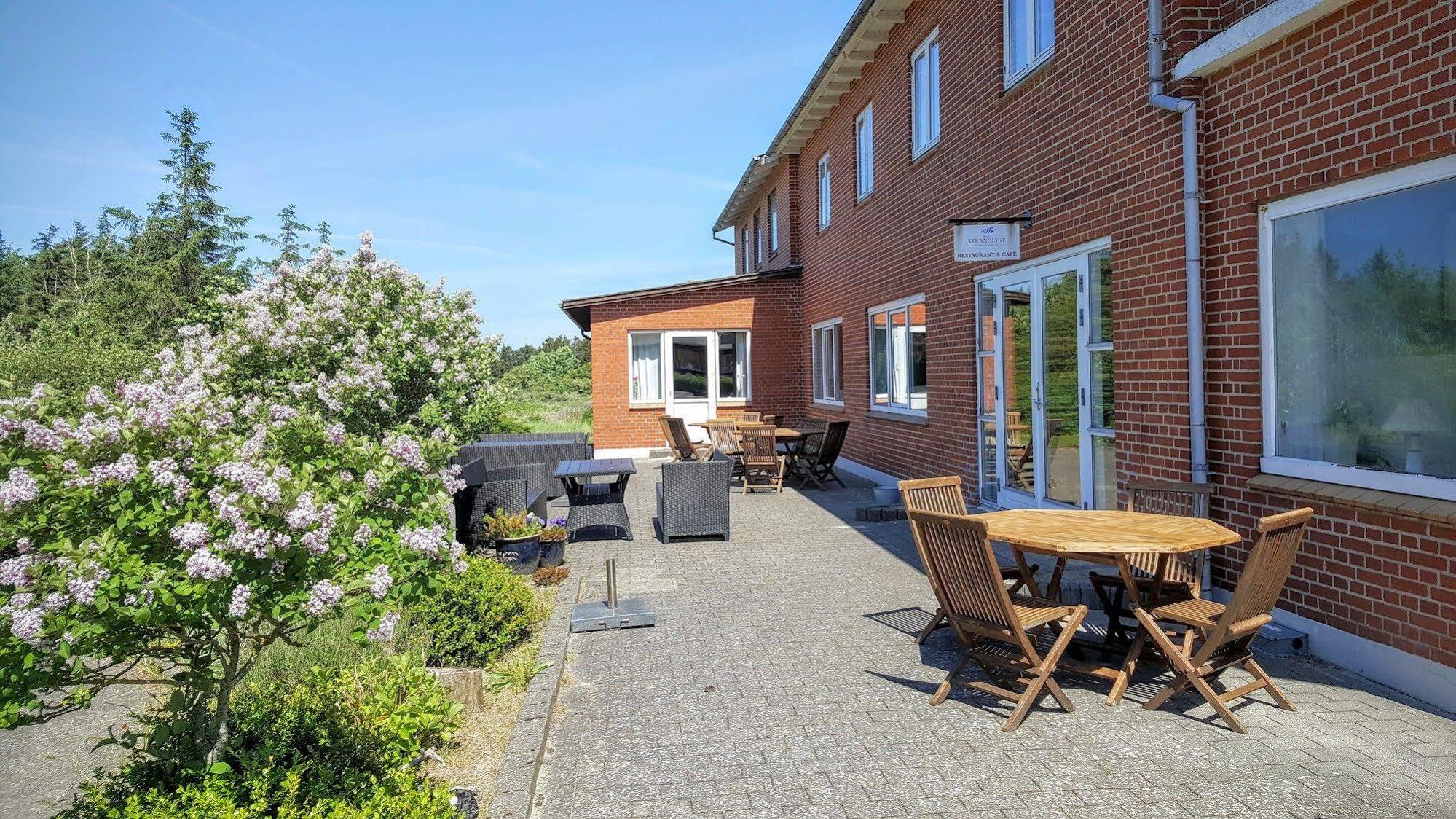 Hotel Strandlyst Badehotel Hirtshals Bagian luar foto